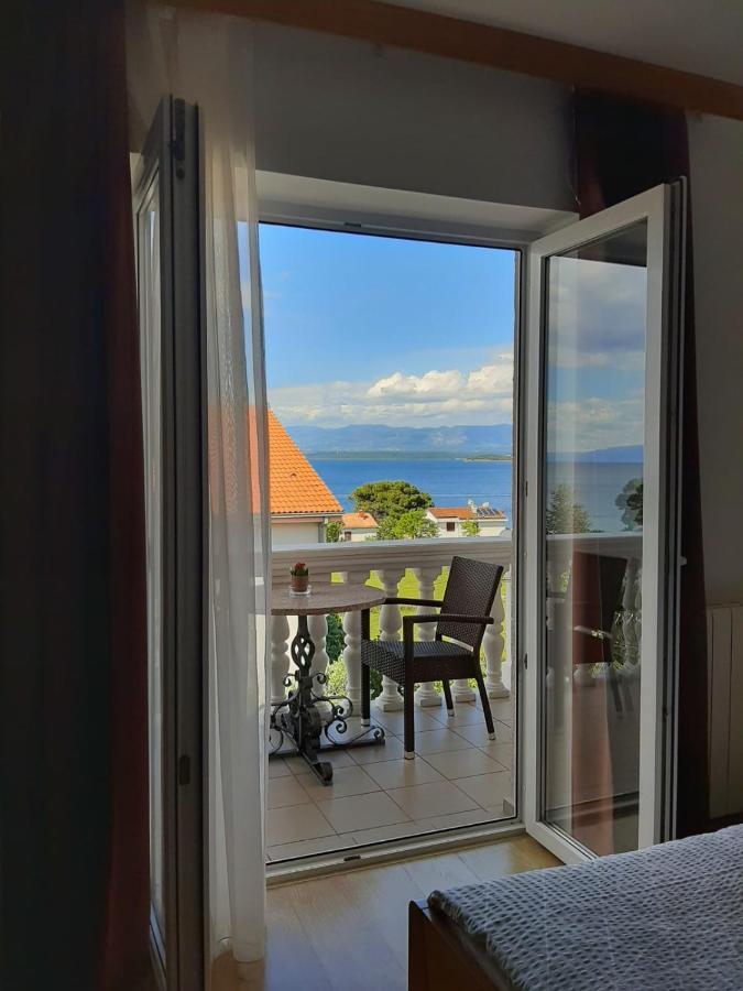 Guest House Katarina Малинска Экстерьер фото