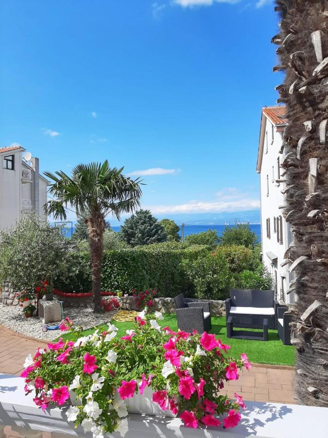 Guest House Katarina Малинска Экстерьер фото