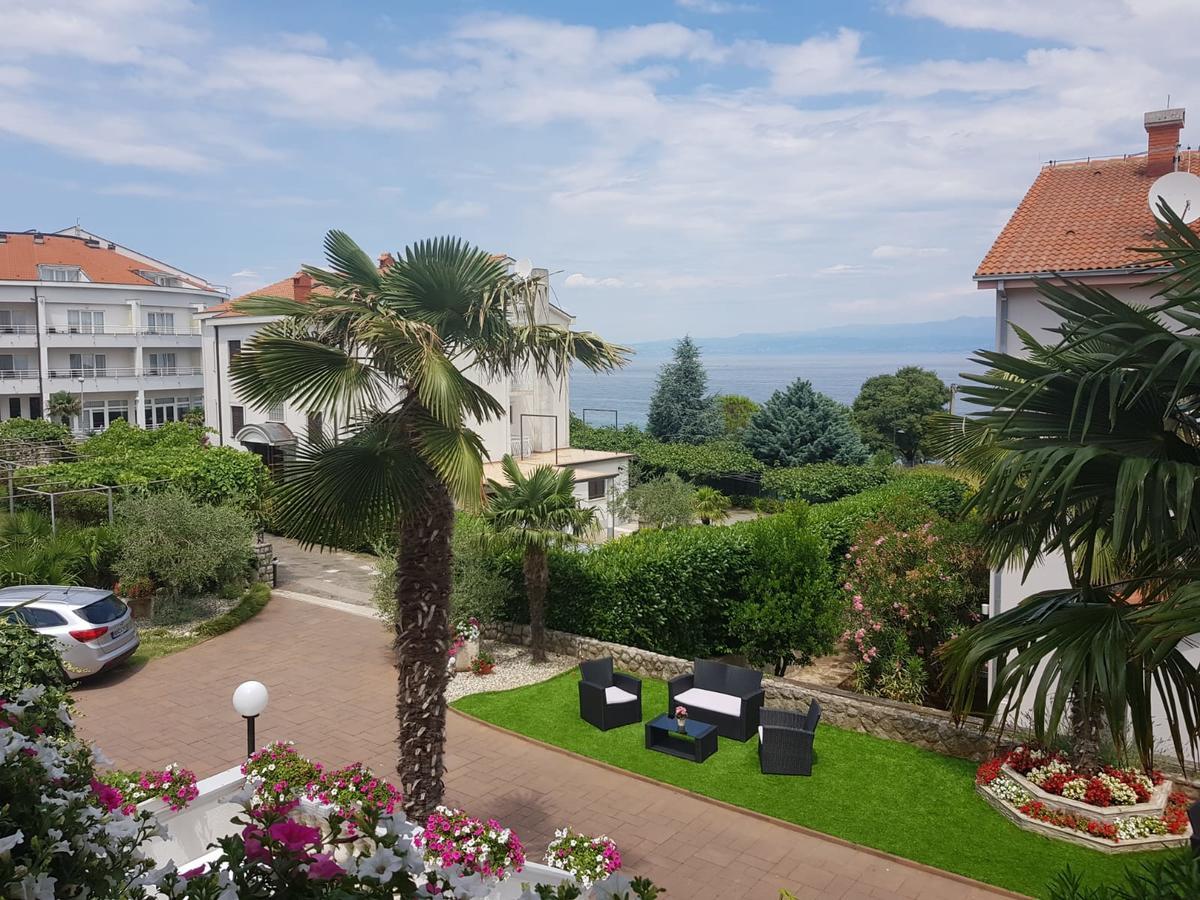 Guest House Katarina Малинска Экстерьер фото
